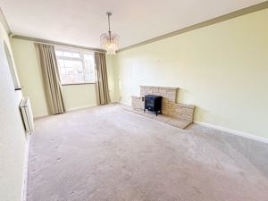 Living Room- click for photo gallery